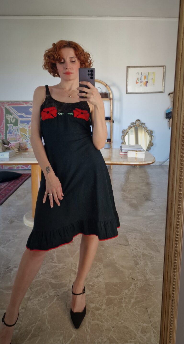 Abito sartoriale Papaveri vintage anni 70. - immagine 4