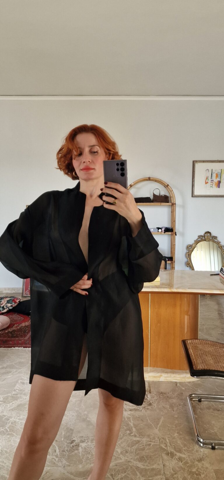 Kimono/maxi Shirt in Pregiata Organza di Seta nero. - immagine 6