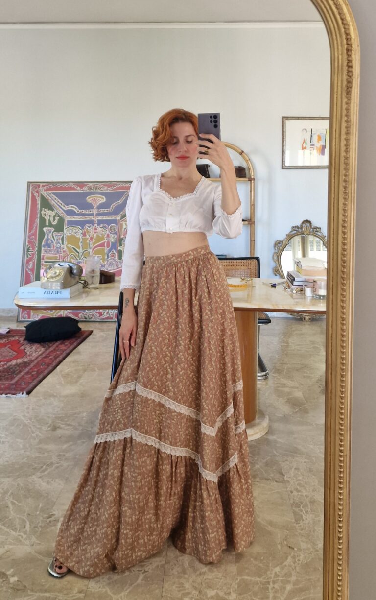 Camicia Crop top Tirolese vintage ma nuova - immagine 2