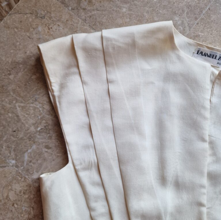 Blusa / camicia vintage in shantug di Pura Seta burro - immagine 13