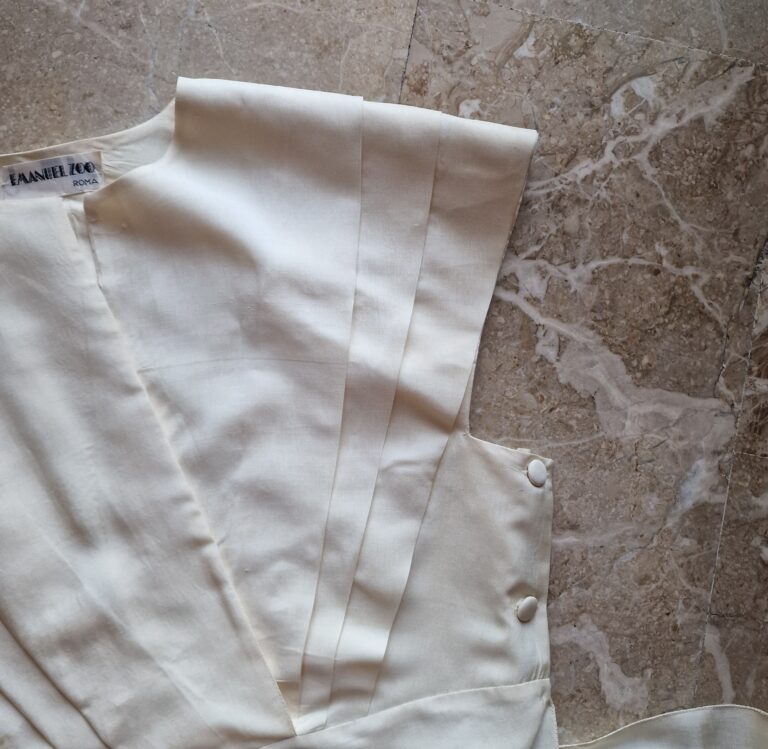 Blusa / camicia vintage in shantug di Pura Seta burro - immagine 14