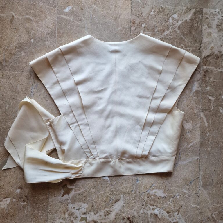 Blusa / camicia vintage in shantug di Pura Seta burro - immagine 10