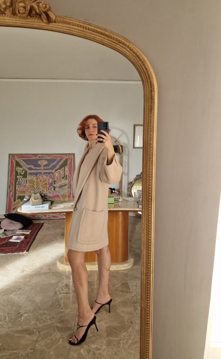 Cappotto vintage by Genny in lana e Alpaca tg 42 - immagine 5