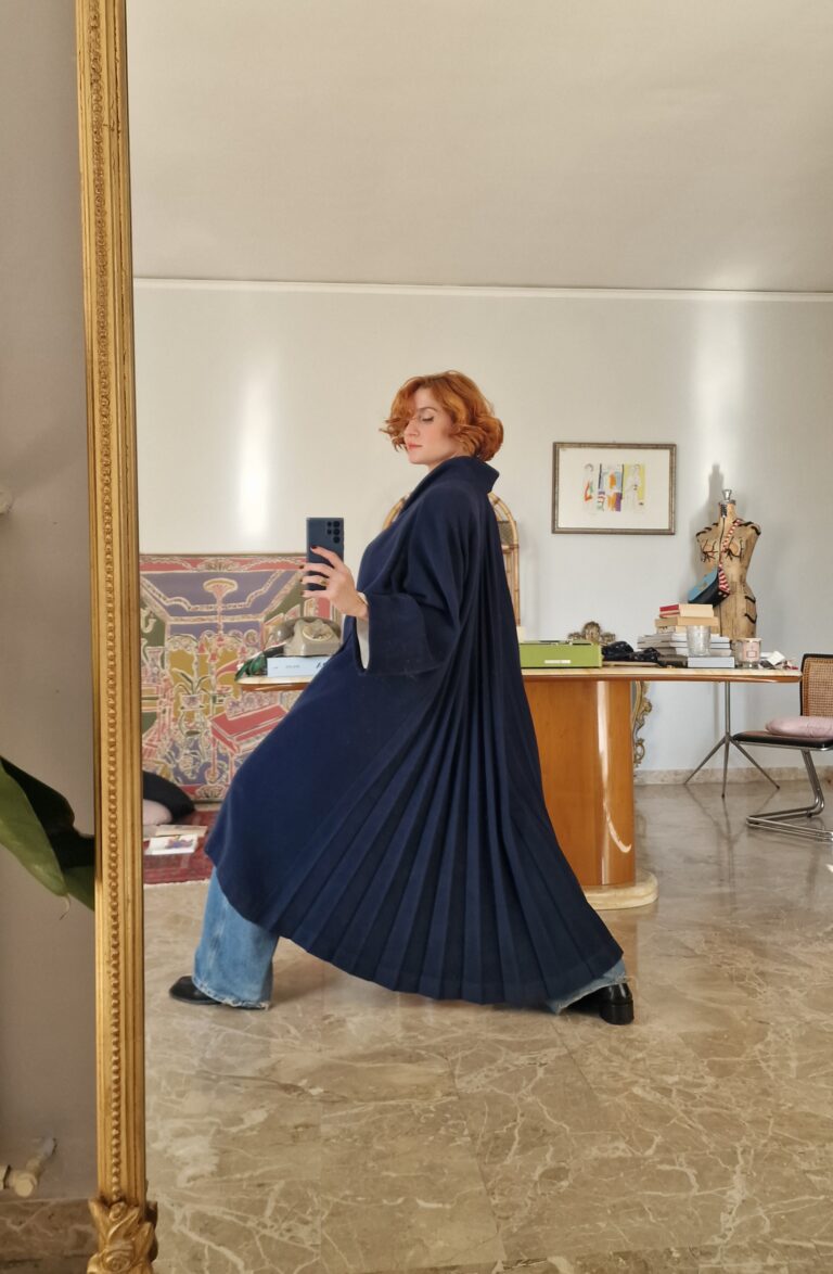 Byblos archive vintage plissé coat
