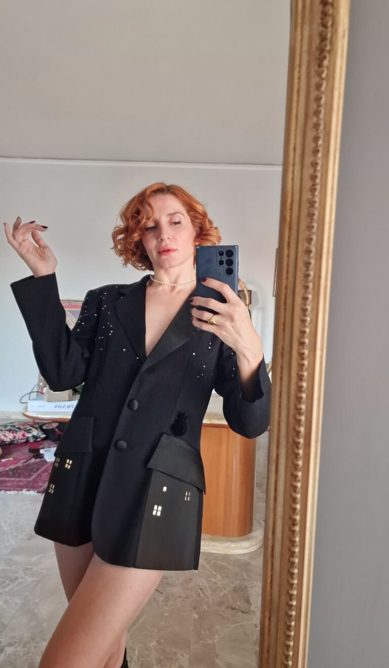 Vintage rare jacket by Moschino - immagine 4