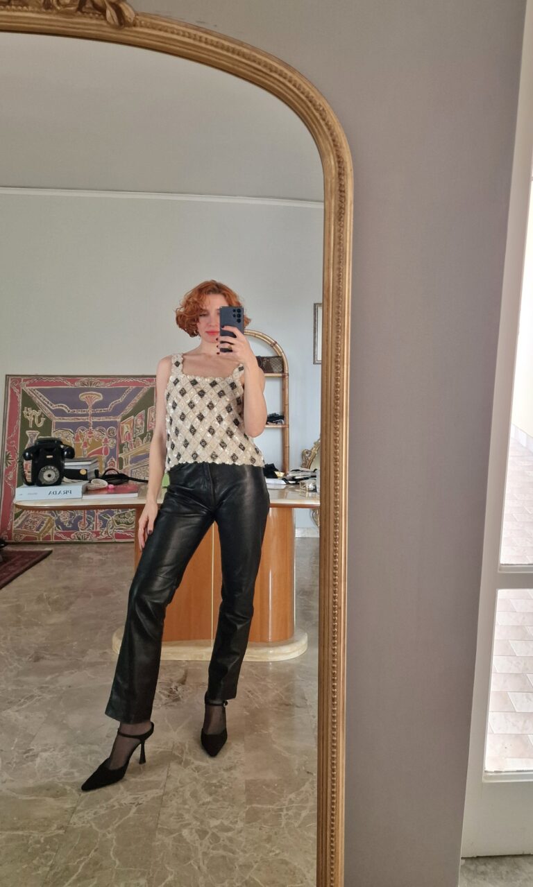 Top vintage sartoriale con perline e paillettes - immagine 5