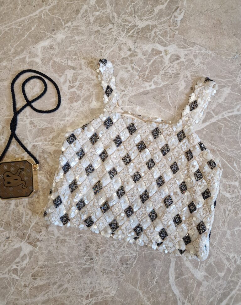 Top vintage sartoriale con perline e paillettes - immagine 6