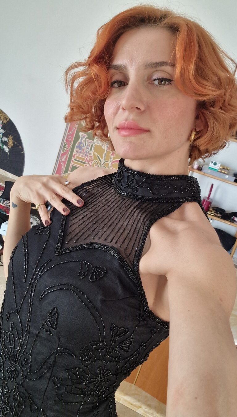 Abito vintage Sartoriale lungo in Seta perline ricamate - immagine 6