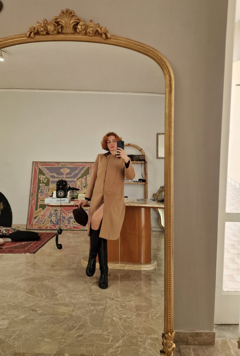 Cappotto vintage by Burberry's in Puro Cashmere cammello - immagine 2