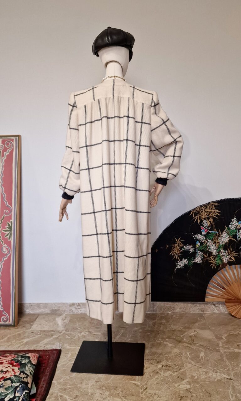 Cappotto vintage ma nuovo by Valentino a quadri - immagine 7