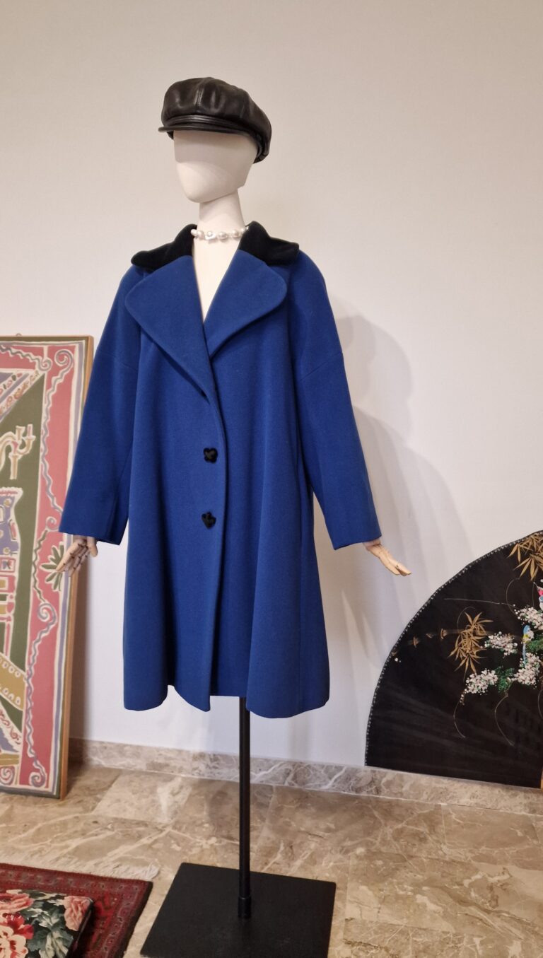 Moschino vintage blu coat in lana & Cashmere - immagine 3