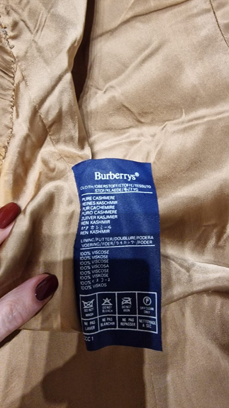 Cappotto vintage by Burberry's in Puro Cashmere cammello - immagine 12