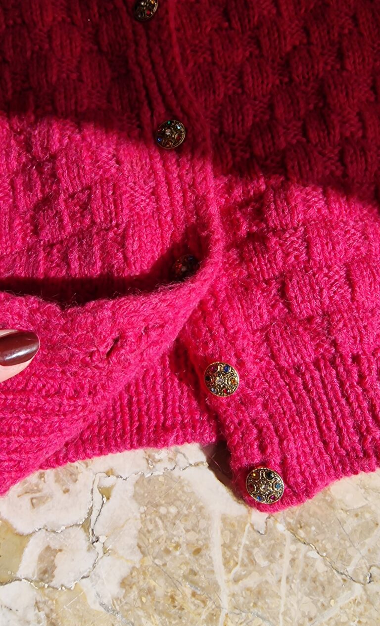 Cardigan handmade lana rosa shocking - immagine 5