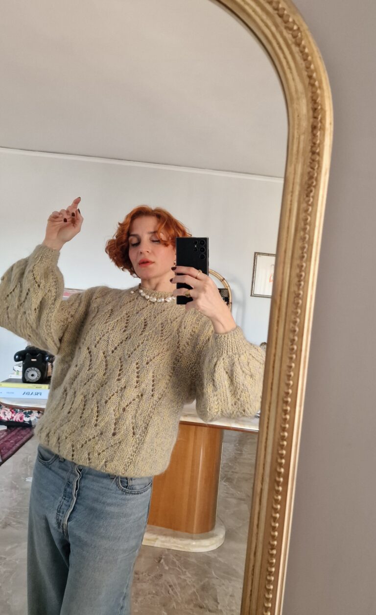 Maglione handamade lana traforata cielo e Light Yellow - immagine 3