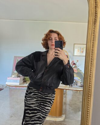 Bomber vintage in vera pelle nero con inserti in pelle scamosciata