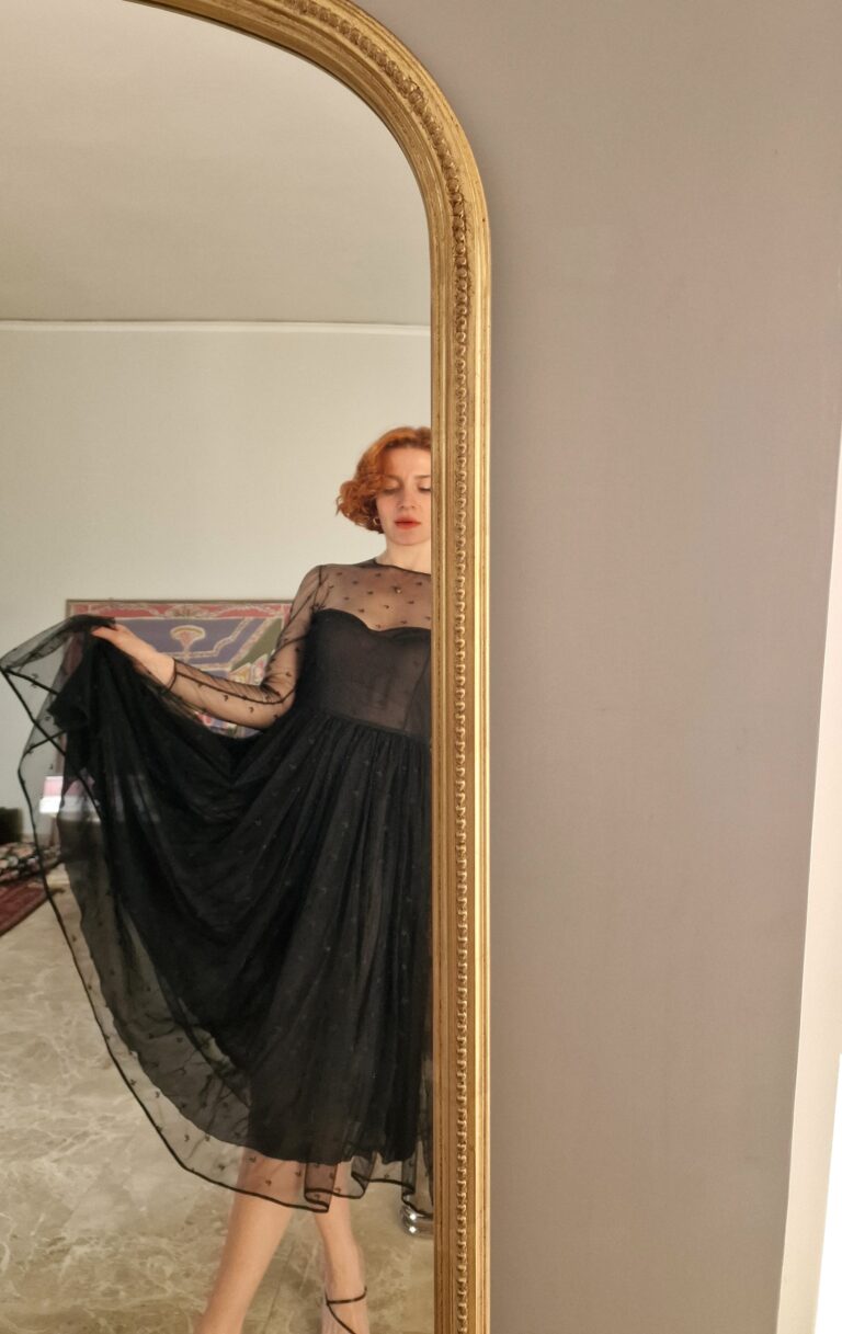 Abito vintage Sartoriale in tulle nero e gerogette di Seta tg 38 - immagine 7