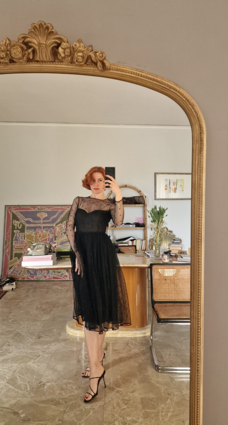 Abito vintage Sartoriale in tulle nero e gerogette di Seta tg 38 - immagine 11
