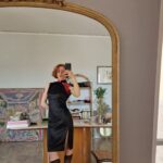 Autentico Qipao cinese in Sera nero con inserto rosso