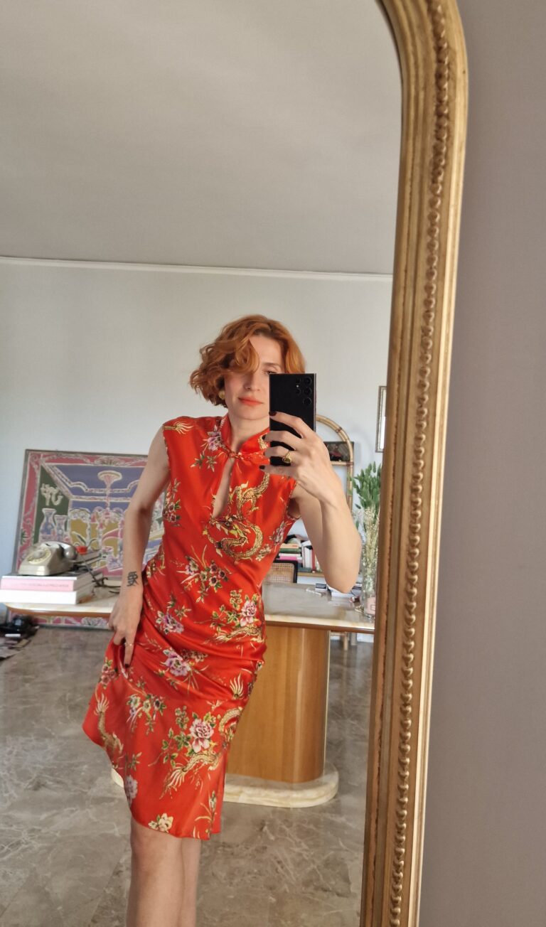 Abito Orientale in 100% Seta rosso corallo con fiori e dragoni tg 40/42 - immagine 7