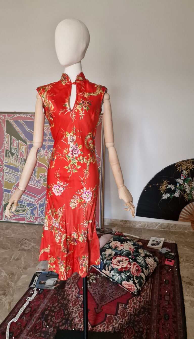 Abito Orientale in 100% Seta rosso corallo con fiori e dragoni tg 40/42 - immagine 10