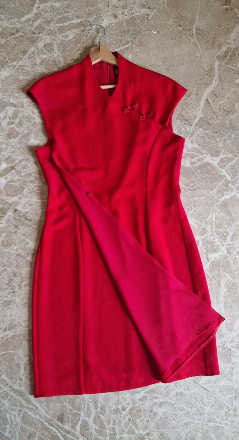Abito Orientale rosso in crépe - immagine 9