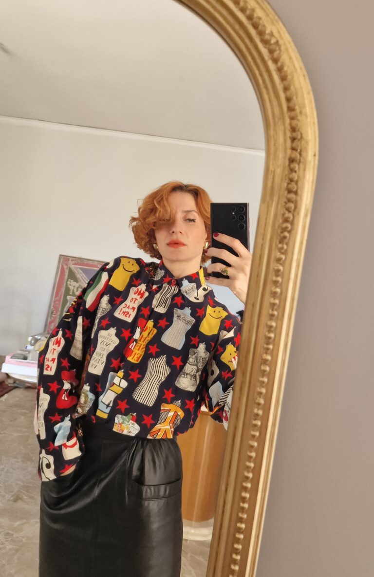 Camicia vintage By Moschino anni 90 " No Racism" - immagine 5