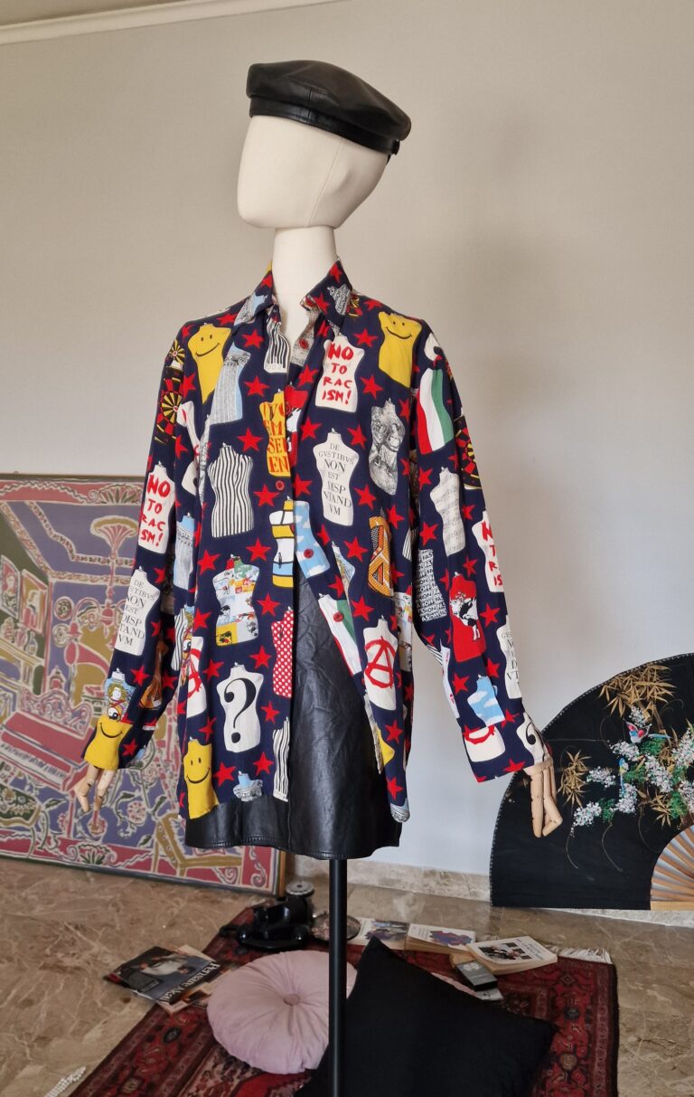 Camicia vintage By Moschino anni 90 " No Racism" - immagine 8