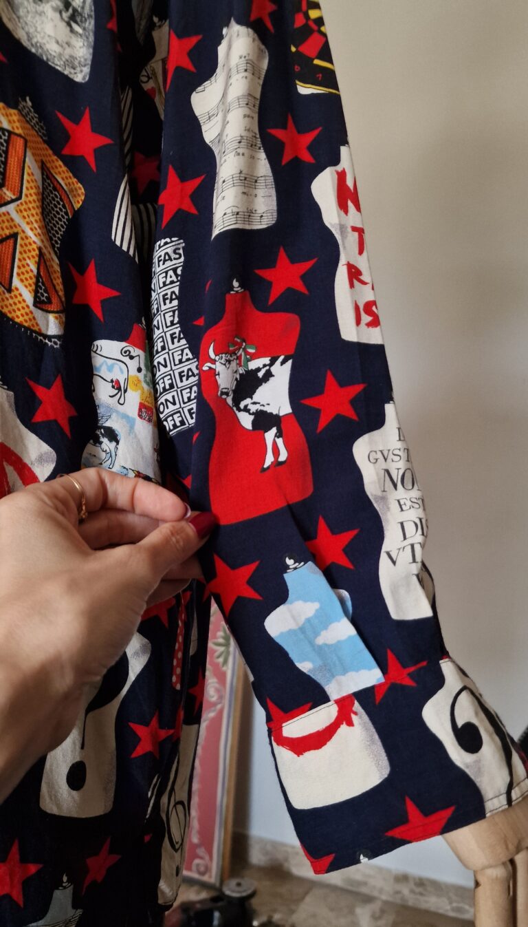 Camicia vintage By Moschino anni 90 " No Racism" - immagine 9