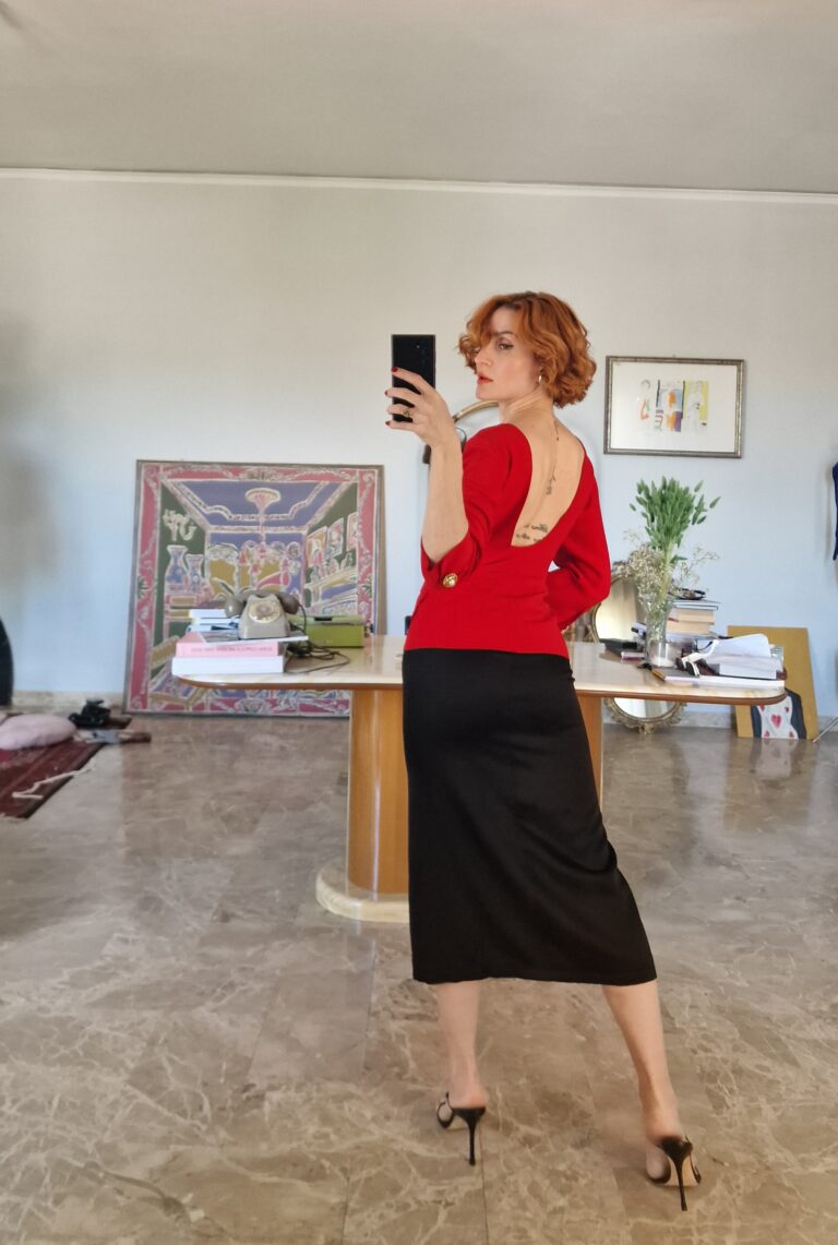 Moschino Couture vintage Red jacket bottoni gioiello - immagine 4