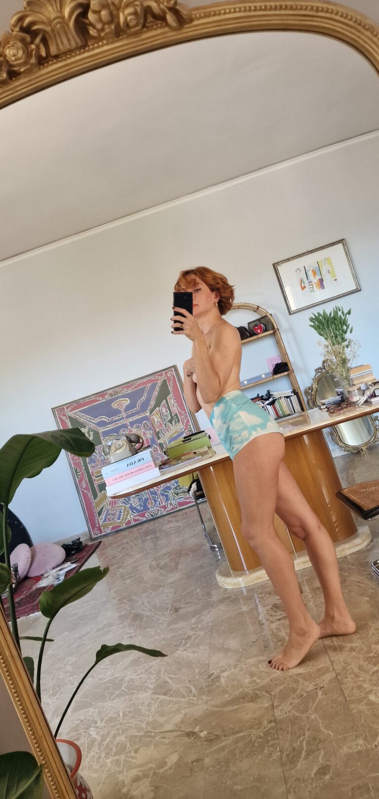 Cieli immensi on Short vintage da collezione Moschino mare - immagine 3