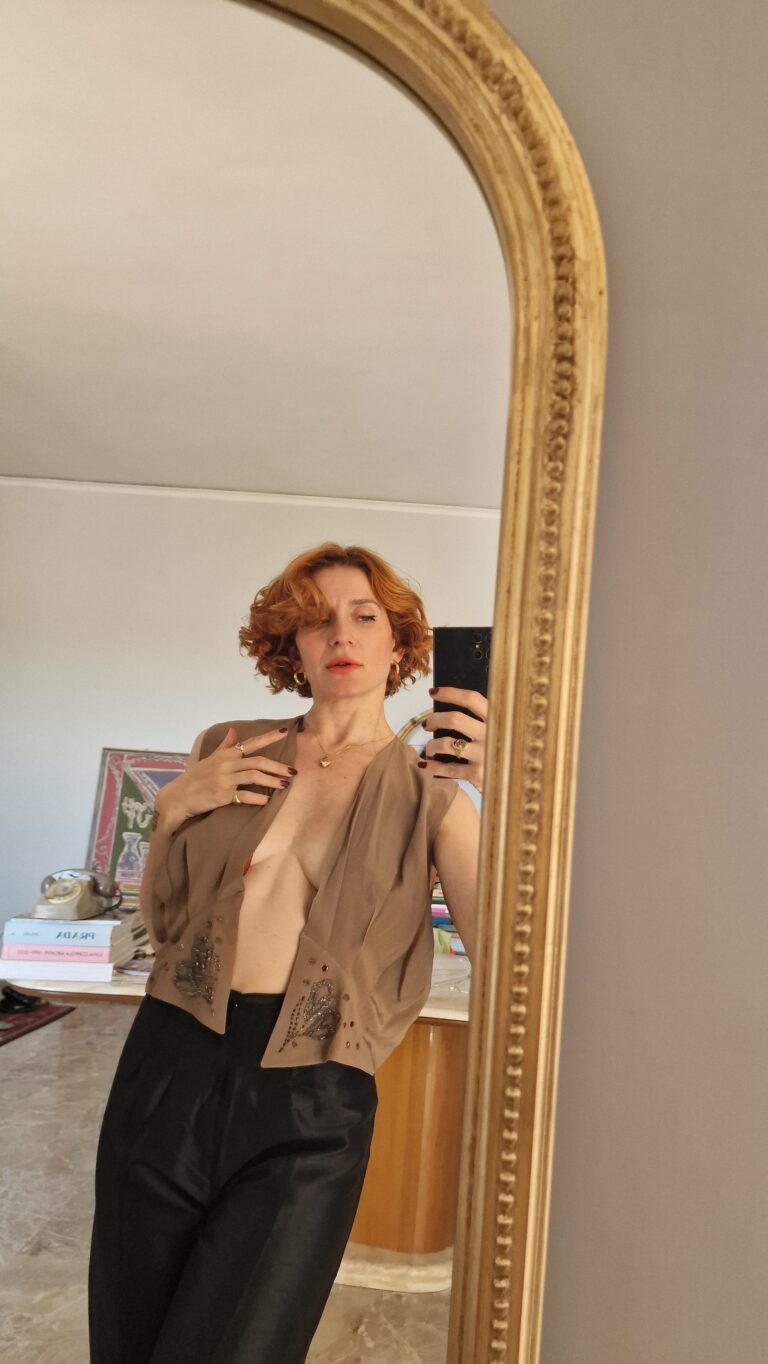 Gilet vintage in misto seta ricamato