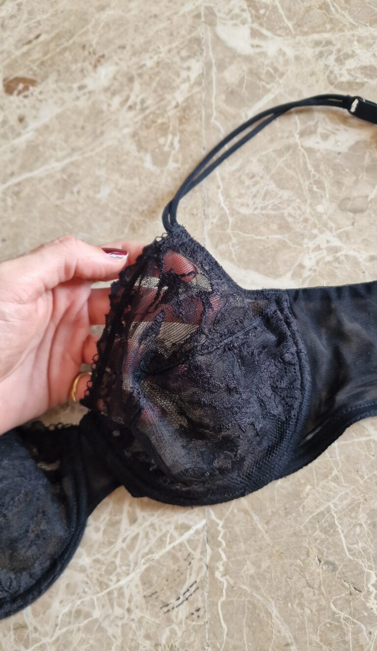 Reggiseno nero pizzo vintage new old stock by La Perla prima linea - immagine 4