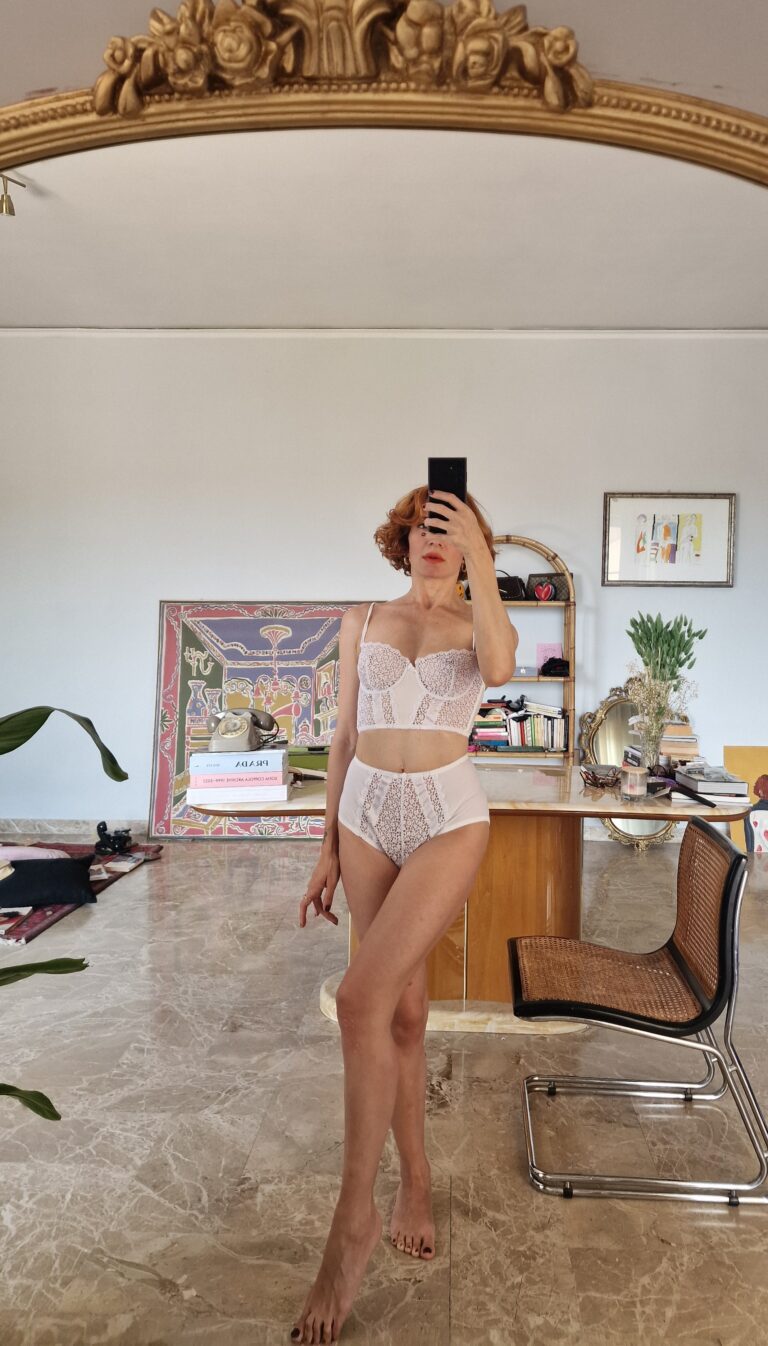Set lingerie bianco bridal vintage ma nuovo by La Perla prima linea - immagine 2