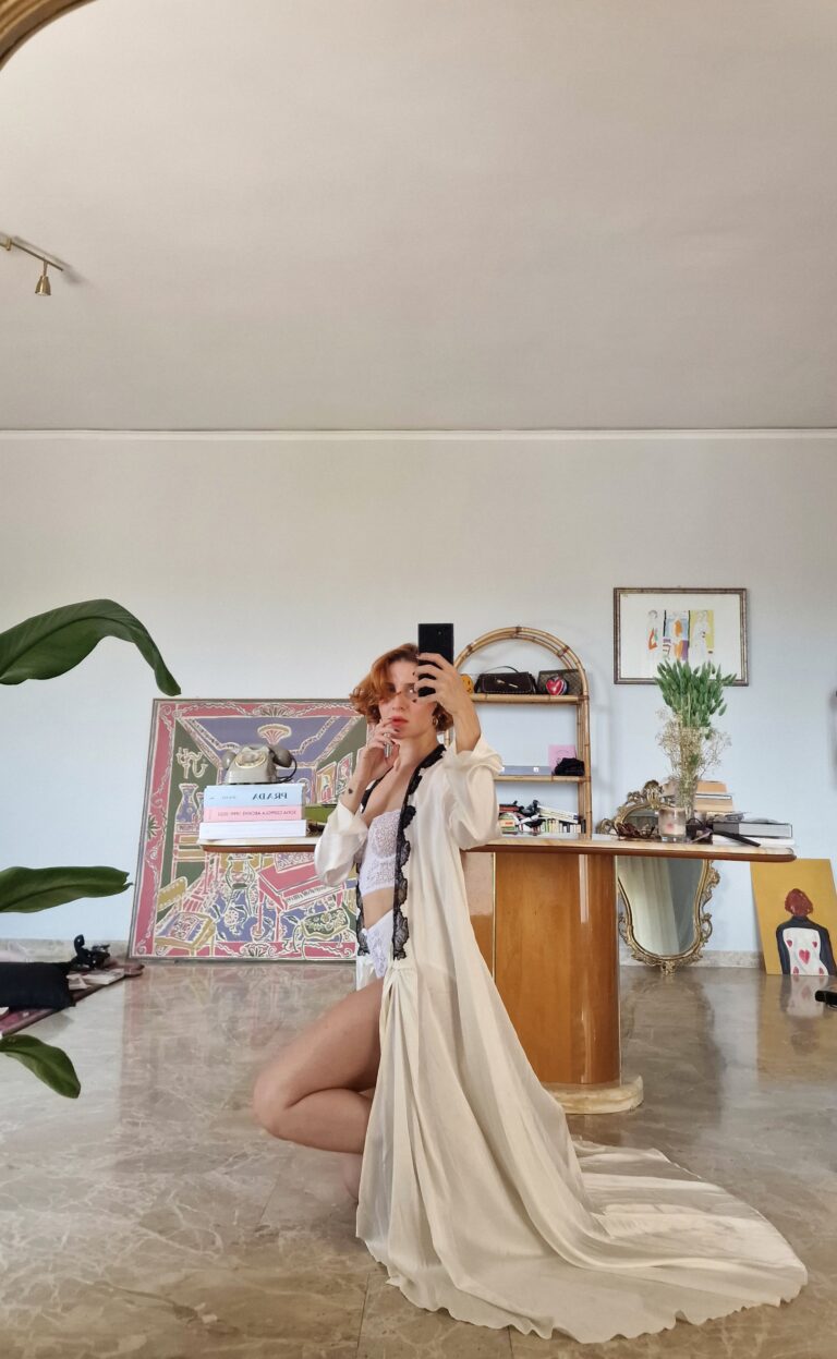 Vestaglia vintage new old stock di Malizia by La Perla in Seta - immagine 2