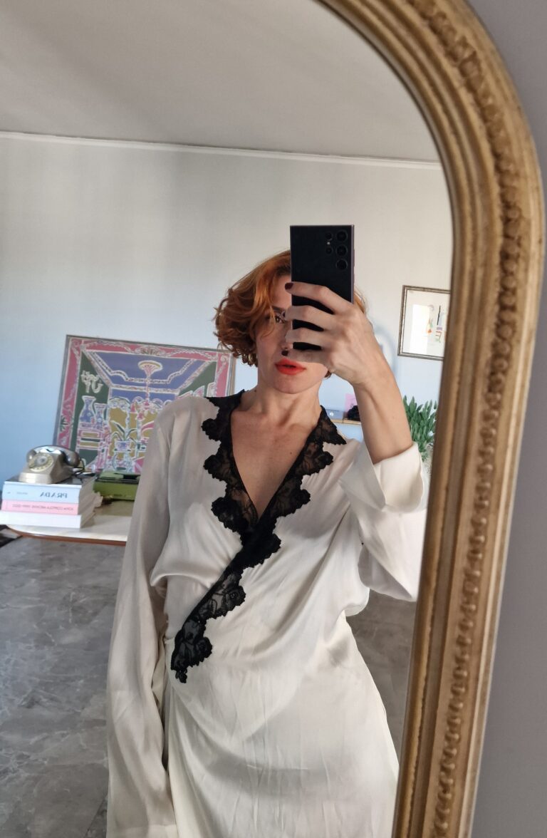 Vestaglia vintage new old stock di Malizia by La Perla in Seta - immagine 4