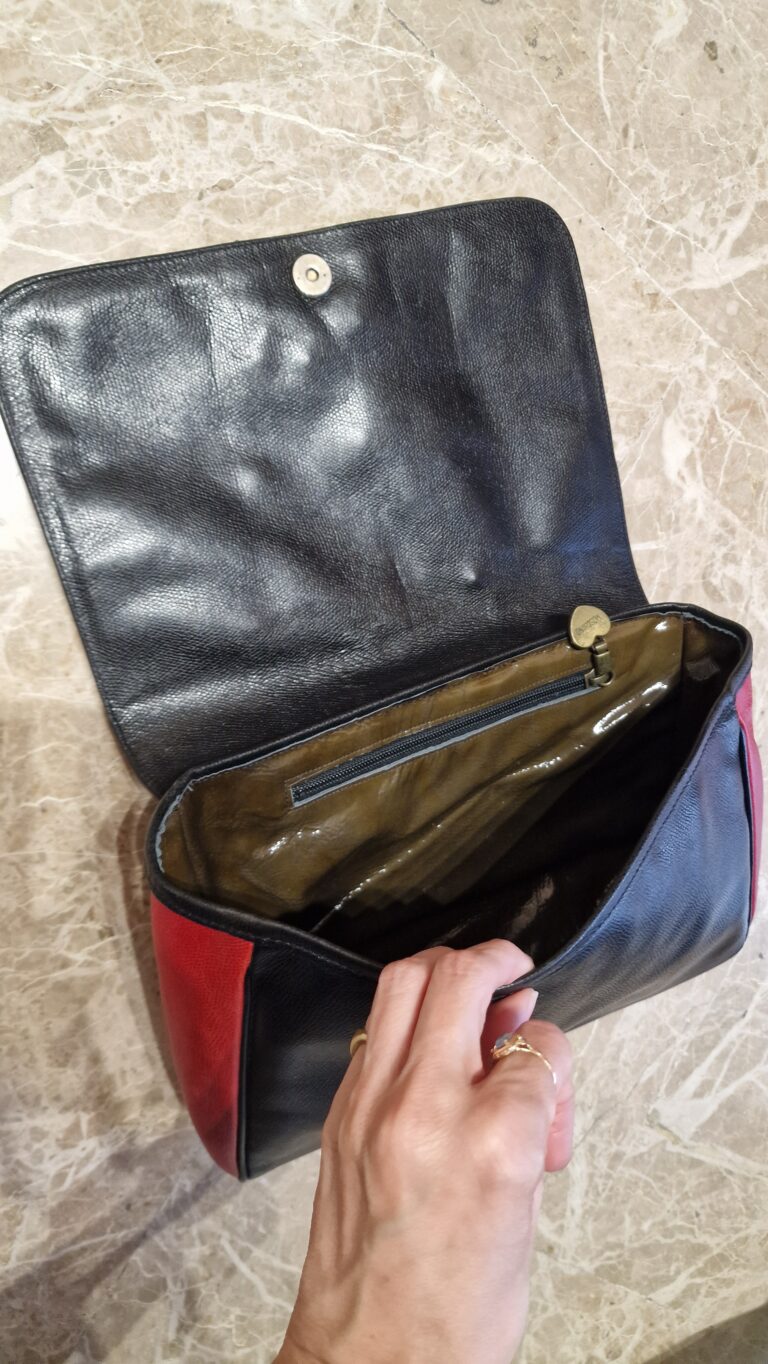 Clutch Moschino vintage 1993 d'archivio - immagine 9