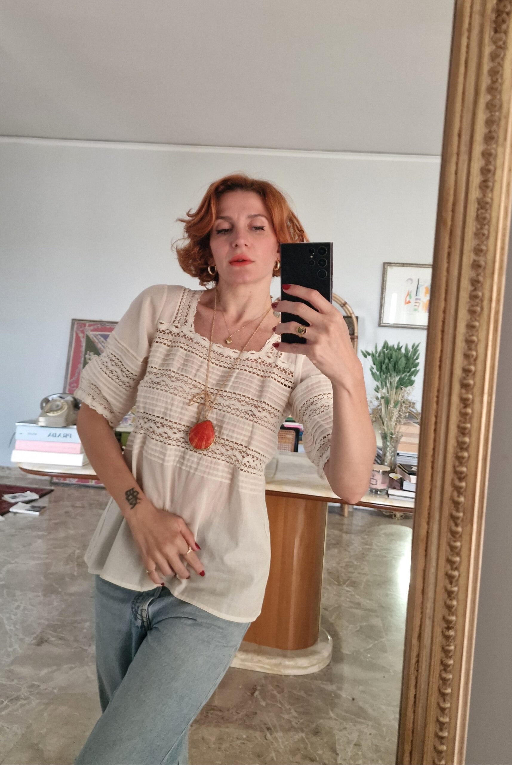 Camicia vintage sartoriale in cotone e pizzo antico - immagine 2