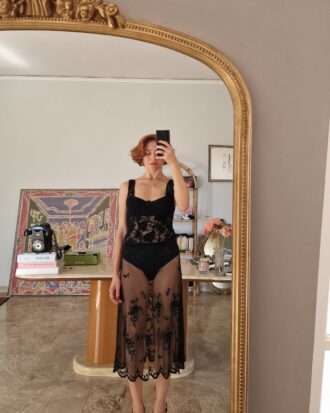 Gonna vintage sartoriale con ricami floreali di perline