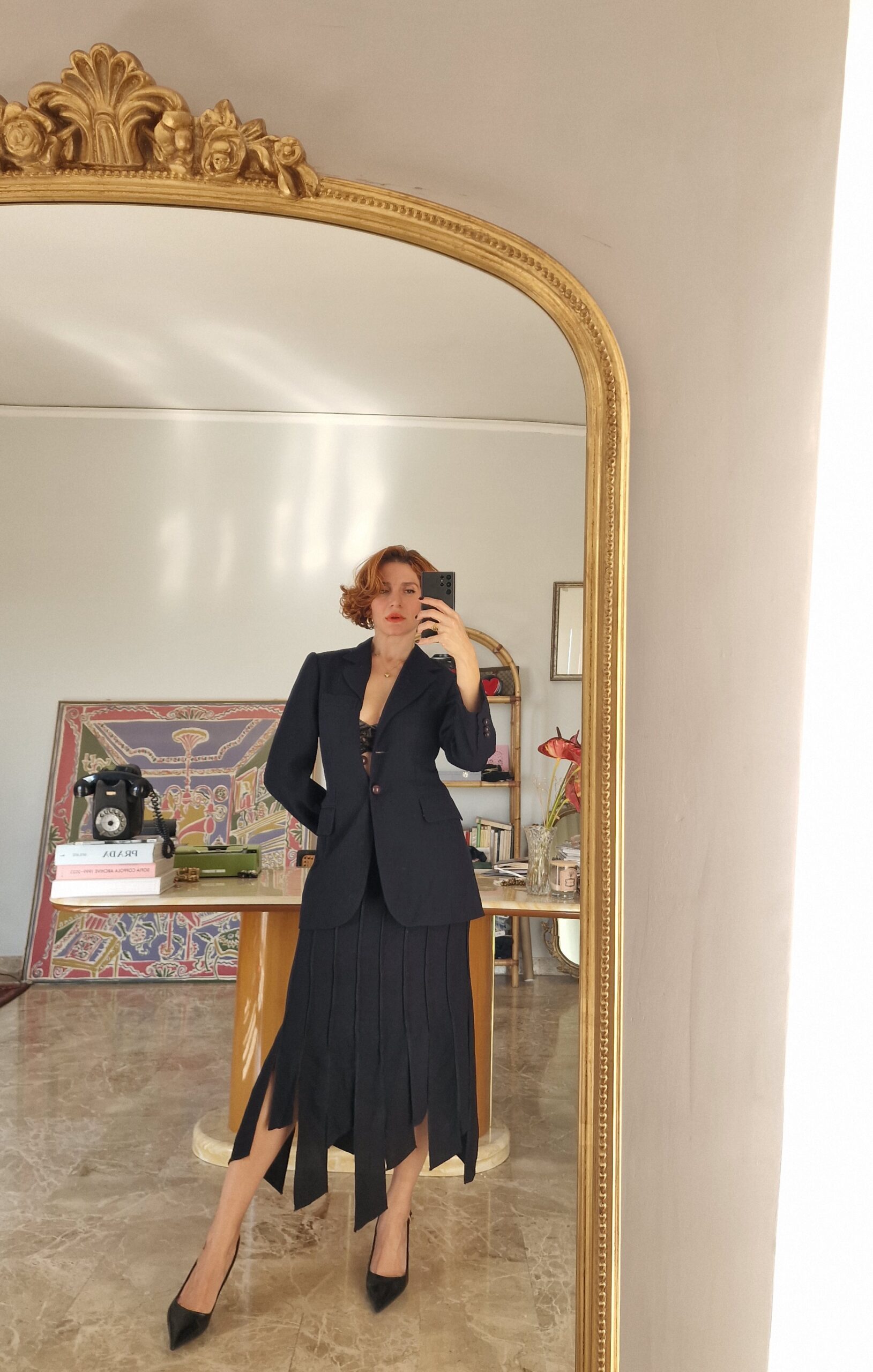 Tailleur vintage witch style by Moschino in lana blu