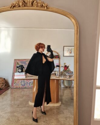 Mantella nera vintage sartoriale anni 60 dal fascino Fellinano