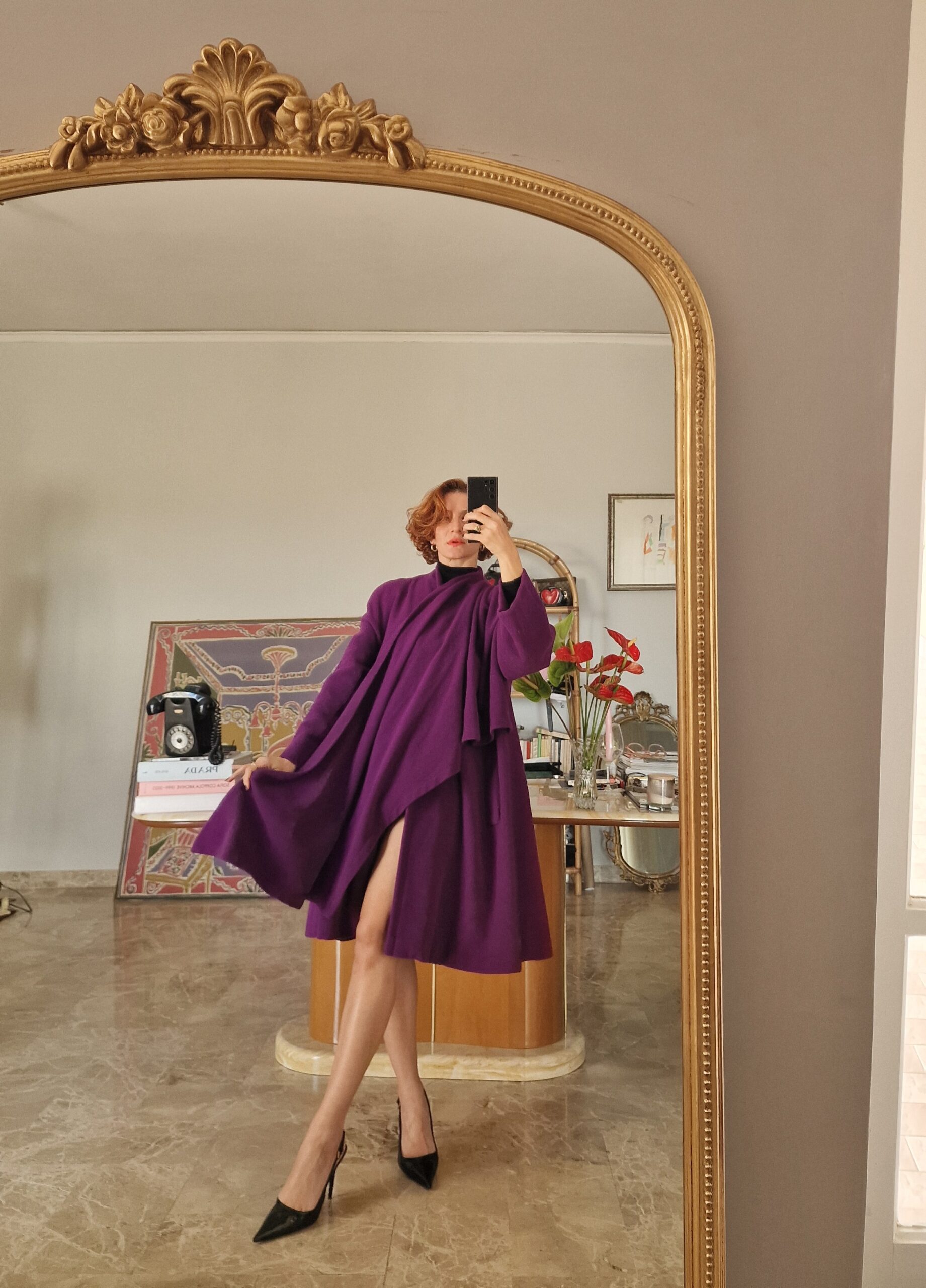 Cappotto mantella viola vintage by Byblos - immagine 3