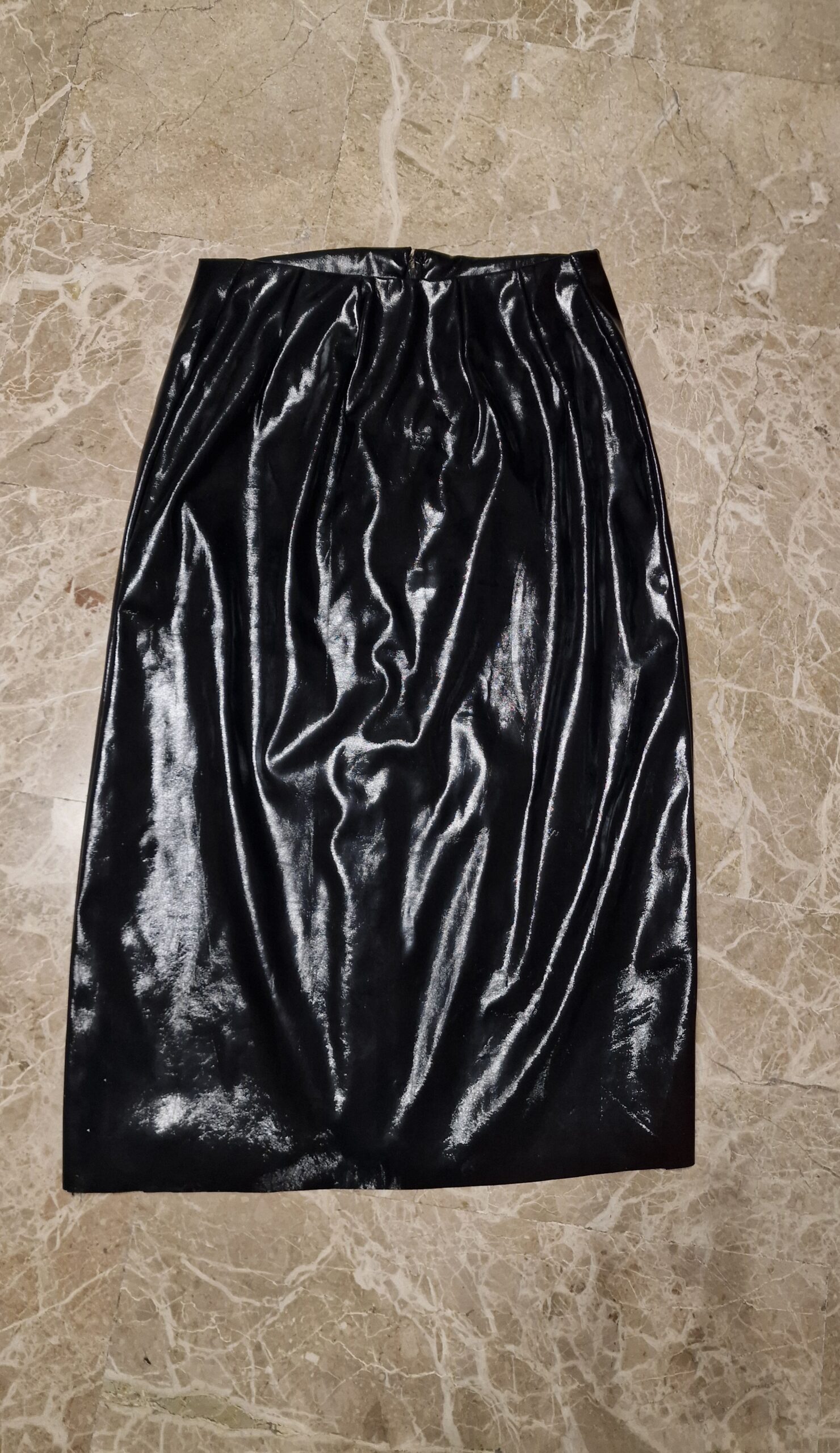 Gonna sartoriale in vinile nero tg 42 - immagine 10