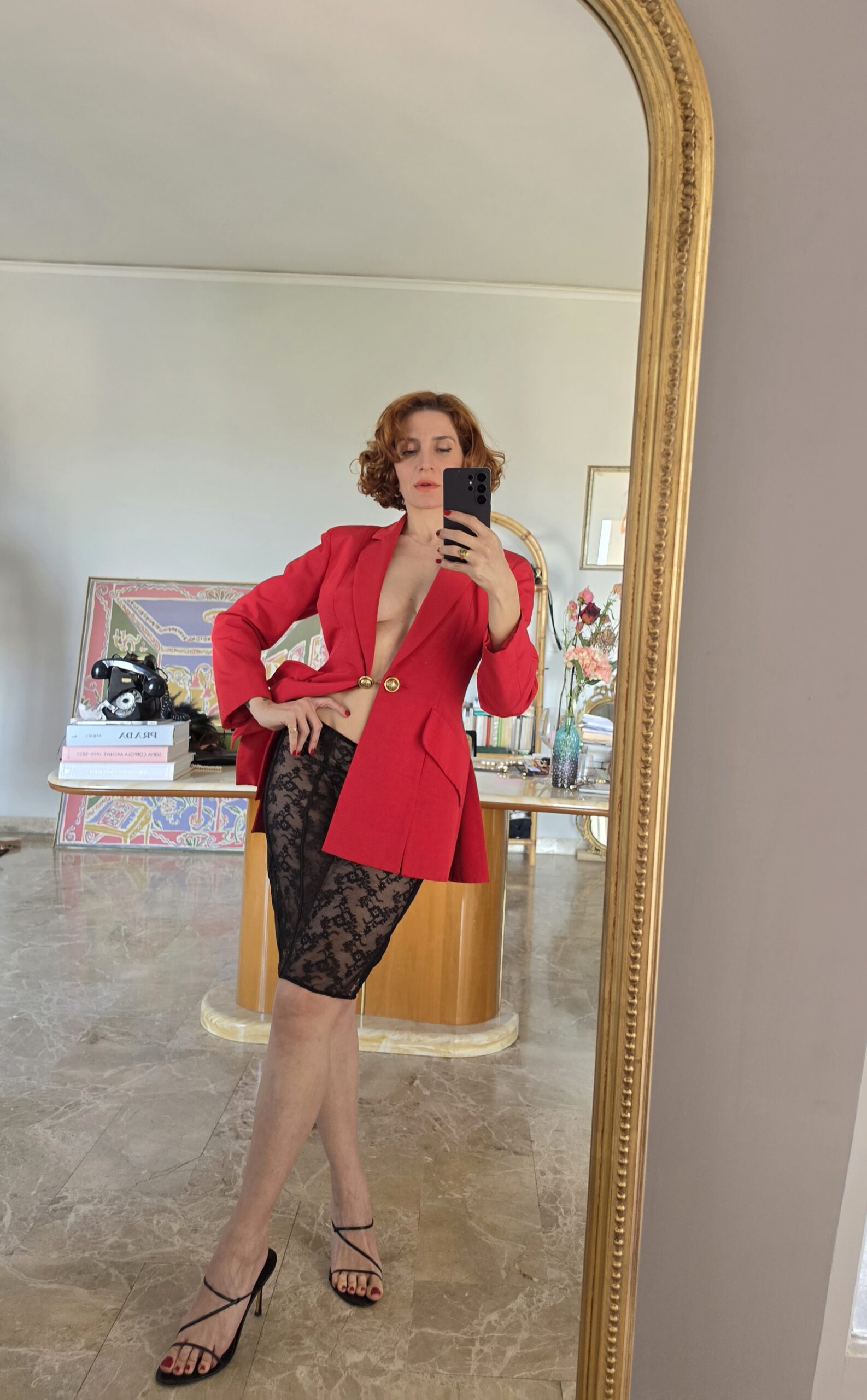 Giacca Moschino vintage rossa anni 90 con spacchi
