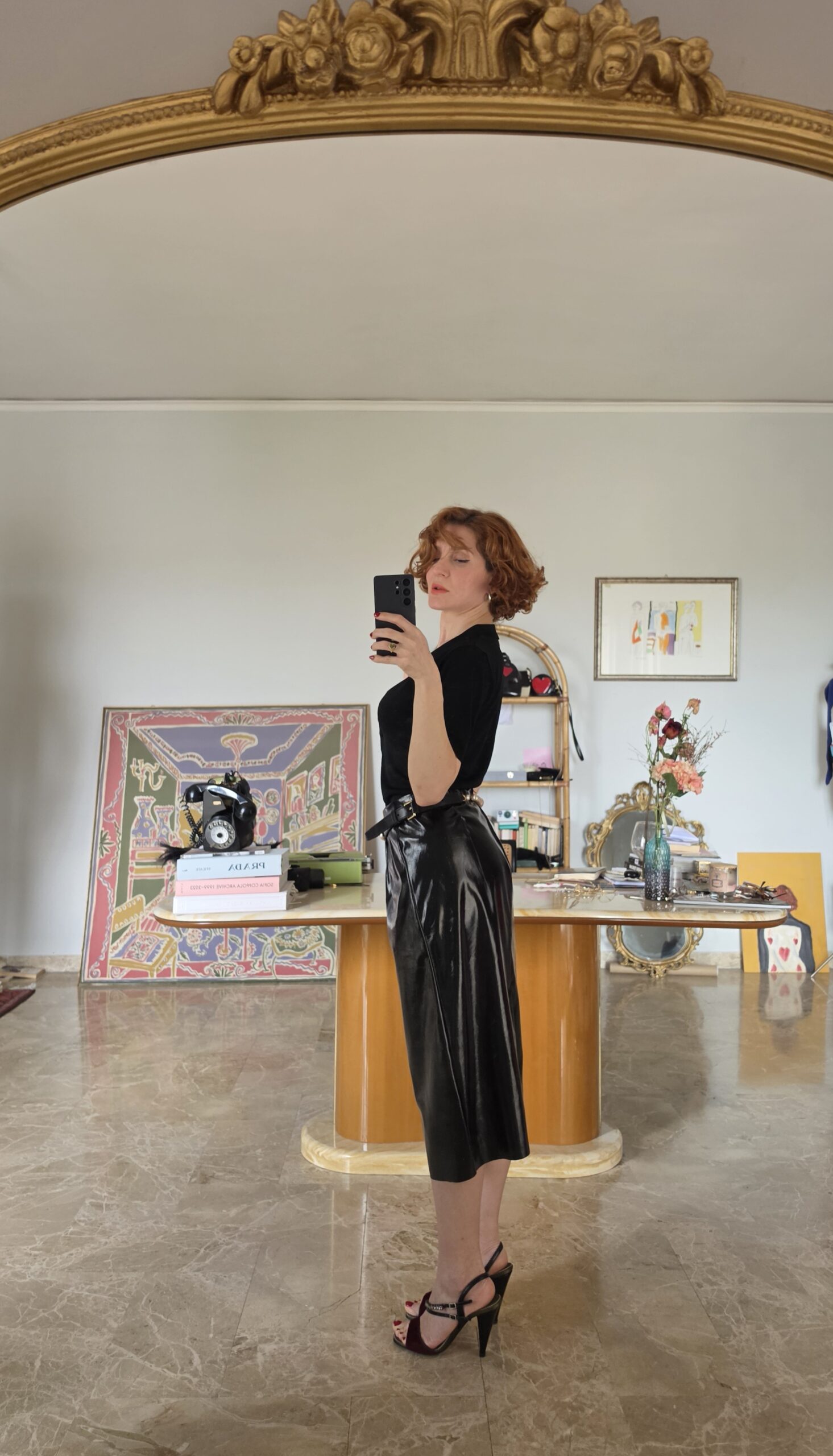 Gonna sartoriale in vinile nero tg 42 - immagine 5