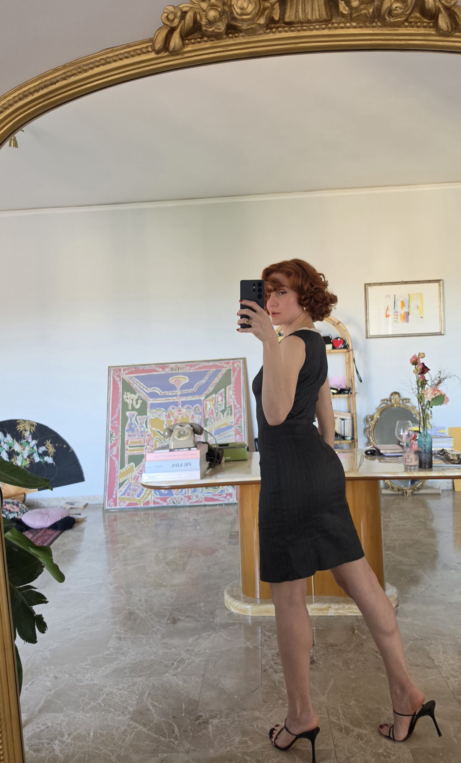 Abito vintage minimal but feminine By Blumarine prima linea - immagine 2
