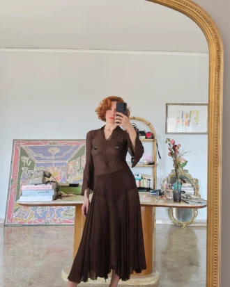 Antico abito vintage d'archivio anni 30 in crépe di seta cioccolato Sartoriale tg36/38