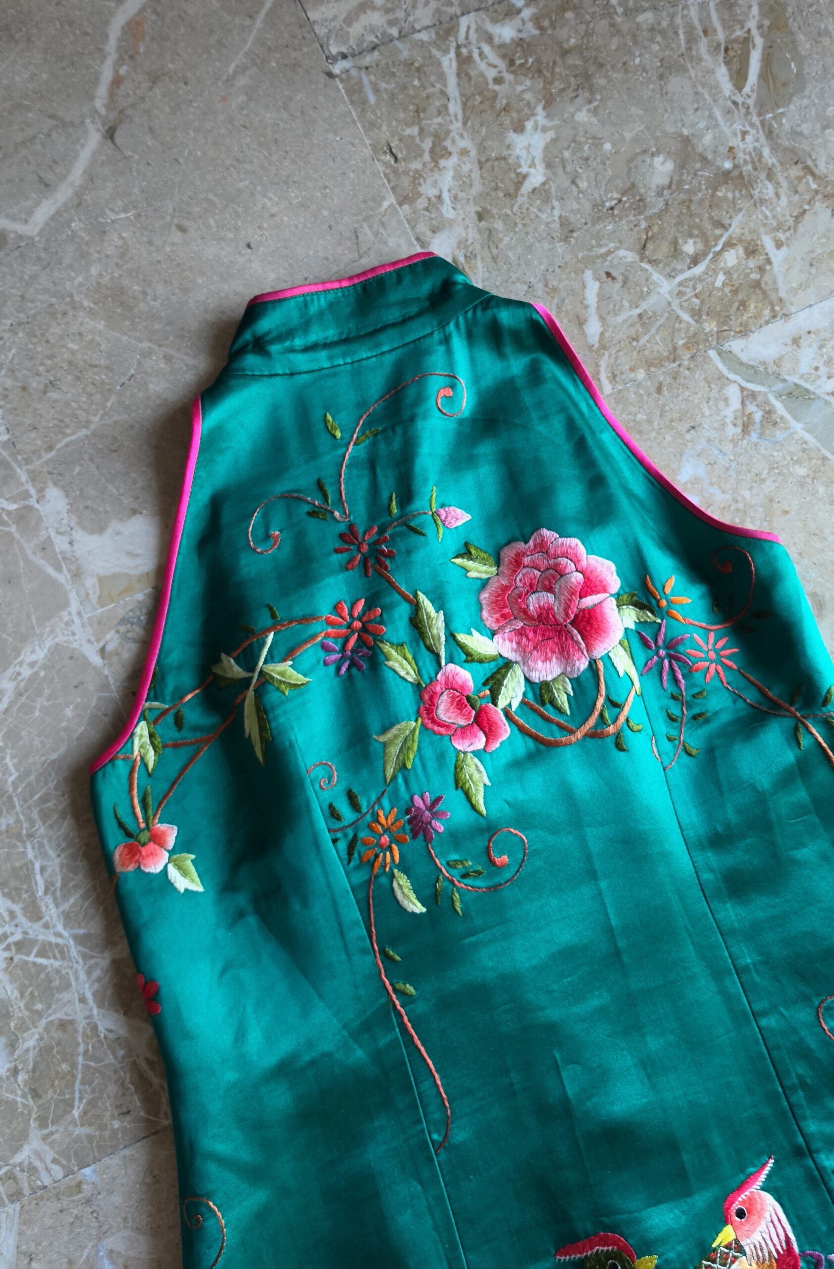 Abito Qipao verde smeraldo con ricami in misto Seta tg 40/42 - immagine 11