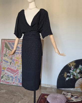 Abito vintage Sartoriale in Pura Seta nera dall'allure orientale