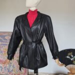 Giacca vintage artigianale in vera e pregiata pelle nera