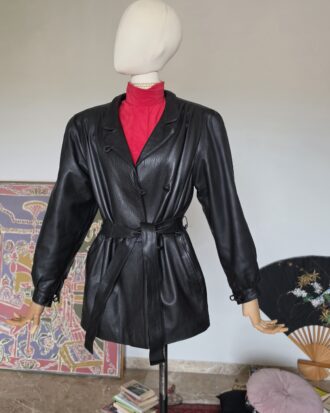 Giacca vintage artigianale in vera e pregiata pelle nera